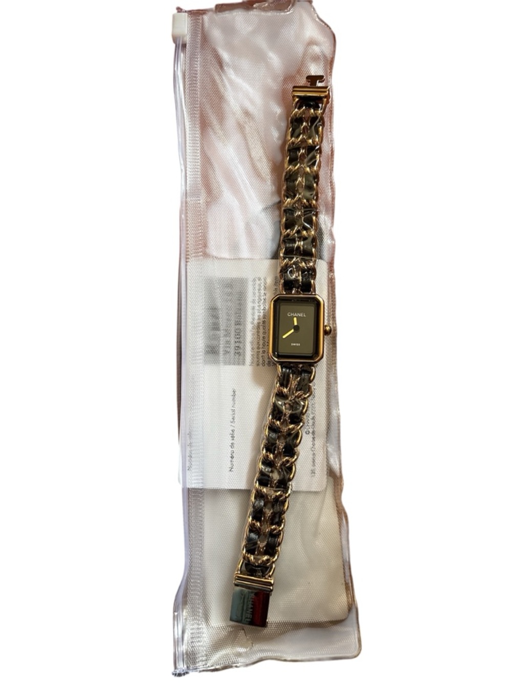 Fashion Gold and Black Link Bracelet Battery Operated Watch